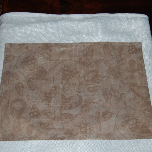 4 Tan/Brown/Beige Tone Fruit & Leaves Print Placemats 13 1/4" Wide by 18" Long - Picture 4 of 12